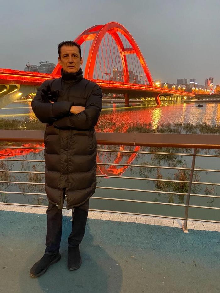 挑战川超群雄!德阳队亮出“国际牌”:西班牙名帅尼诺出任技术顾问